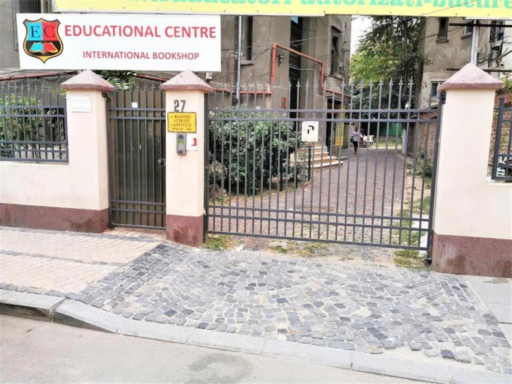 부쿠레슈티 Luxury Piata Universitate Old Town 아파트 외부 사진